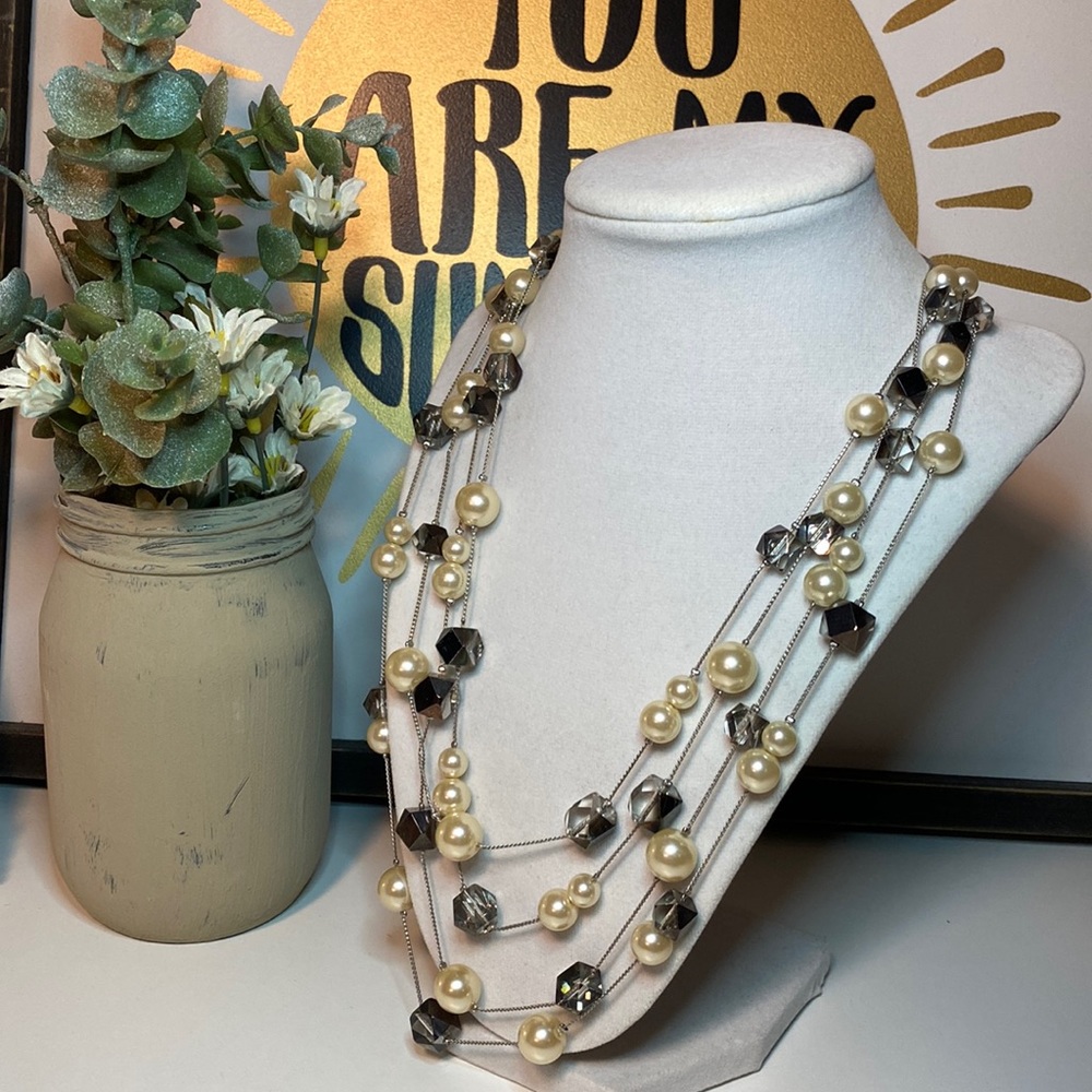 🎁 3 for $15. Coldwater Creek Silver Grey Faux Pearl Multi-strand 18-23” necklace